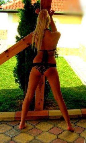 Adult dating profile photo of Natasha (18) in Colorado