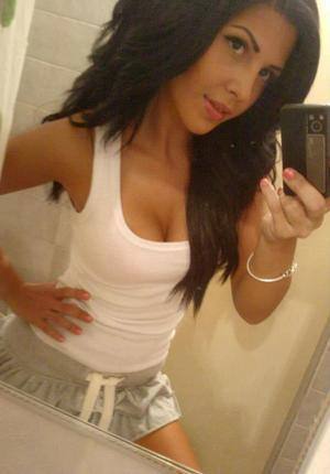 View Corina (27) in New York | Local Adult Dating Tonight