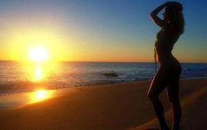 April (25) from Florida profile image