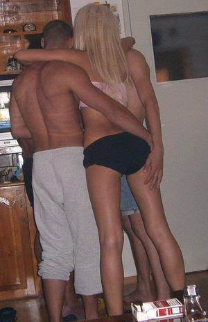 Phoebe, 19, profile image for Arkansas dating page