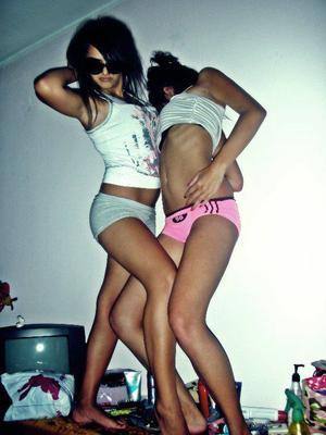 Connect with Sylvia (19) | Hawaii Adult Fun