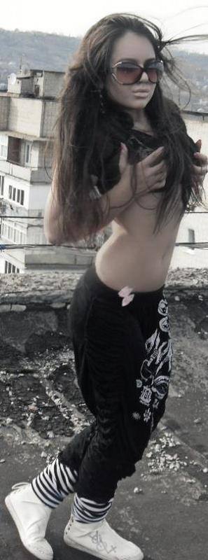 Carlie, age 29, profile photo from Toronto, ONT