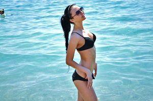 Meet Ellie (25) from New York | Explicit Casual Dating