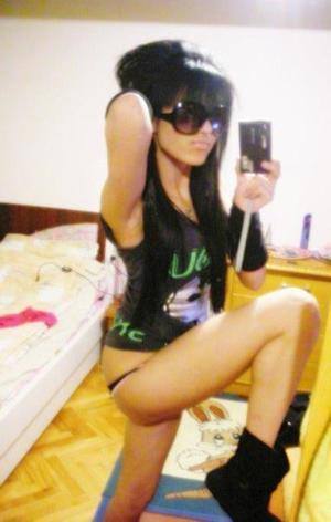 Meet Diana (19) from North Carolina | Explicit Casual Dating
