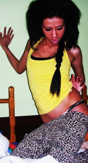 Katie (24) in California | Direct Adult Encounters