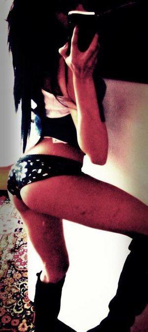 Meet Justine (22) from Texas | Explicit Casual Dating