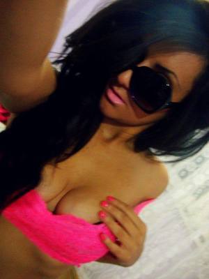 Meet Valentina (25) from Washington | Explicit Casual Dating