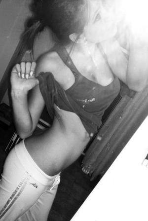 Jodie, 24, Texas | No-Nonsense Hookup Profile