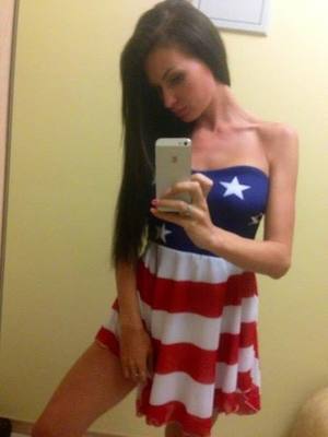 Meet Lily (22) from Illinois | Explicit Casual Dating