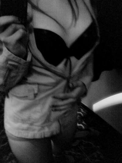 Lena (25) in California | Direct Adult Encounters