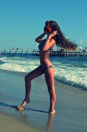 Meet Aylin (24) from Ohio | Explicit Casual Dating