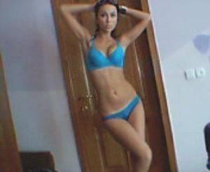Meet Alina (21) from Pennsylvania | Explicit Casual Dating
