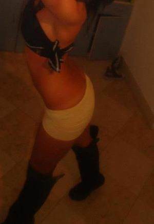 Profile image of Alondra, 20, from Miami, FL