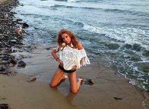 Local profile photo of Shayna, 23, in Throop, PA