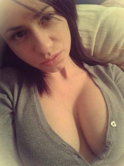 Meet Chelsie (21) from Pennsylvania | Explicit Casual Dating