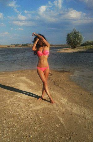 Meet Rebekah (27) from Pennsylvania | Explicit Casual Dating