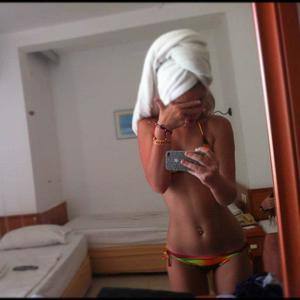 Meet Tianna (24) from California | Explicit Casual Dating