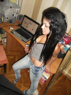 Alyvia, 28, Pennsylvania | No-Nonsense Hookup Profile