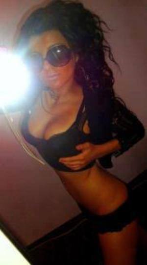 Meet Nya (27) from Ohio | Explicit Casual Dating