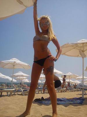 Meet Ayanna (19) from New York | Explicit Casual Dating