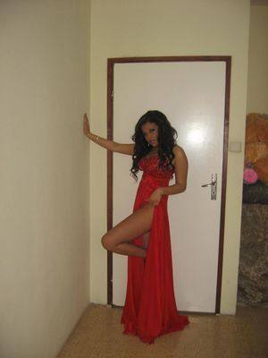 Meet Elaine (23) from California | Explicit Casual Dating