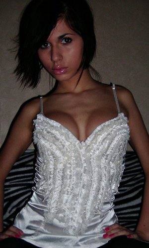 Claire, 29, Florida | No-Nonsense Hookup Profile