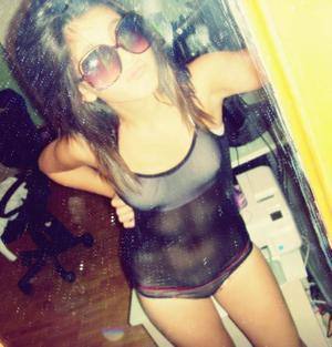 Tina, 26, New York | No-Nonsense Hookup Profile