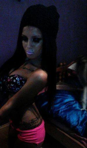Meet Madalyn (24) from Arkansas | Explicit Casual Dating