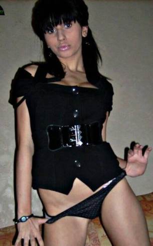 Photo of Kerri (19), adult profile in New York