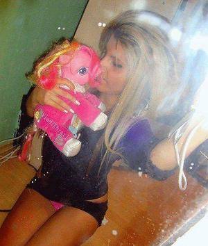 Connect with Alissa (24) | Texas Adult Fun