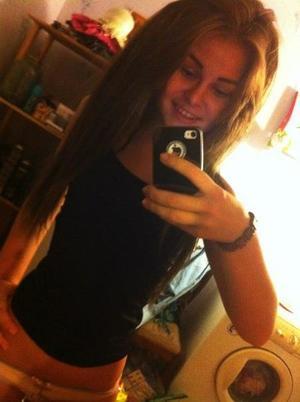 Kiara from Pennsylvania is looking for adult webcam chat