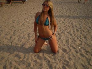 Farrah is a cheater looking for a guy like you!