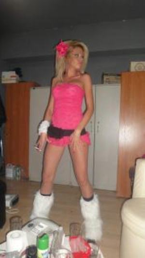 Looking for girls down to fuck? Savanna from California is your girl