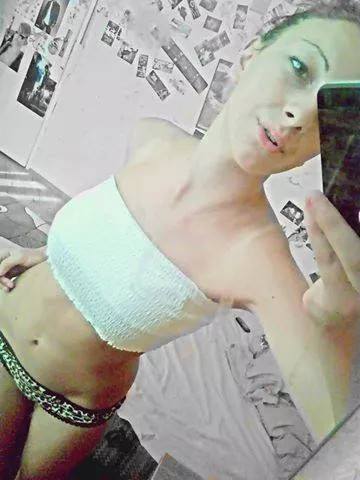Ashly is a cheater looking for a guy like you!