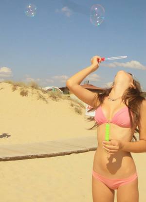 Leila from Manitoba is interested in nsa sex with a nice, young man