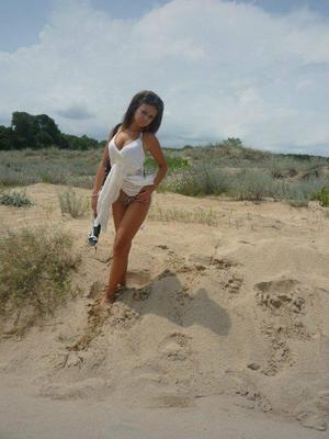 Valarie from Hawaii is looking for adult webcam chat