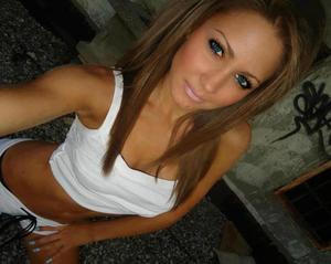 Julia from West Virginia is looking for adult webcam chat