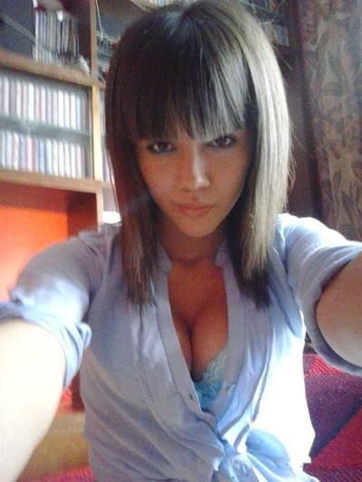 Melody is a cheater looking for a guy like you!