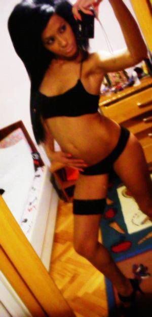 Amber from Arizona is looking for adult webcam chat