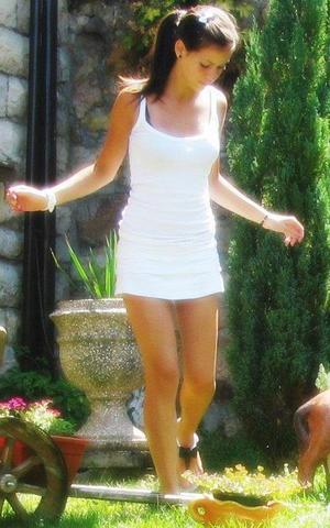 Looking for local cheaters? Take Janelle from Pennsylvania home with you