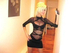Shantelle from Illinois is interested in nsa sex with a nice, young man