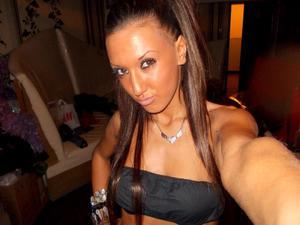 Meet local singles like Tatyana from Quebec who want to fuck tonight