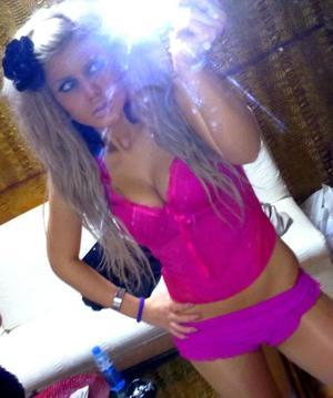 Finding a fuck buddy like Lola from Illinois has never been easier