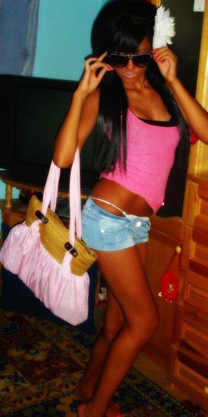 Karissa is a cheater looking for a guy like you!