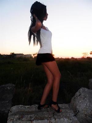 Hallie from New York is interested in nsa sex with a nice, young man