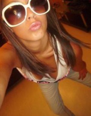 Looking for girls down to fuck? Aileen from Missouri is your girl