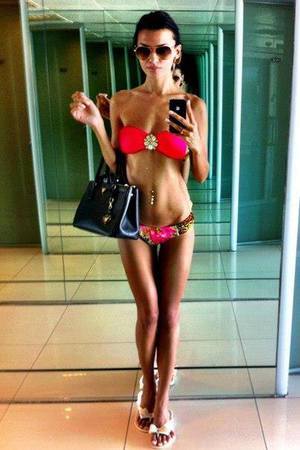 Looking for girls down to fuck? Lizette from Texas is your girl