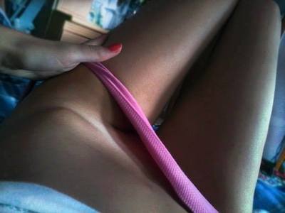 Escorts like Hannah are down to fuck you now!