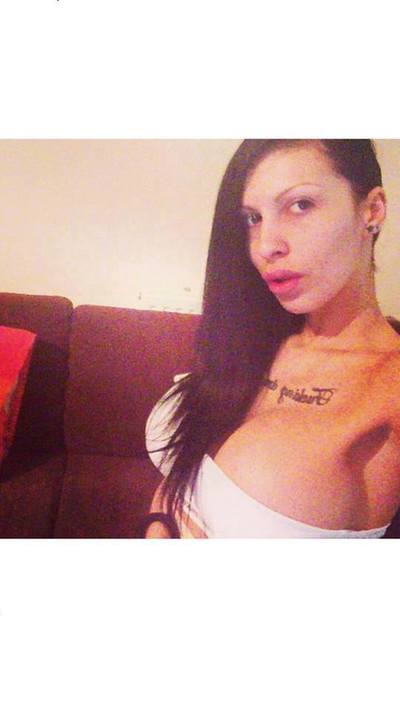 Meet local singles like Lee from California who want to fuck tonight