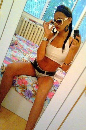 Meet local singles like Sophie from Georgia who want to fuck tonight